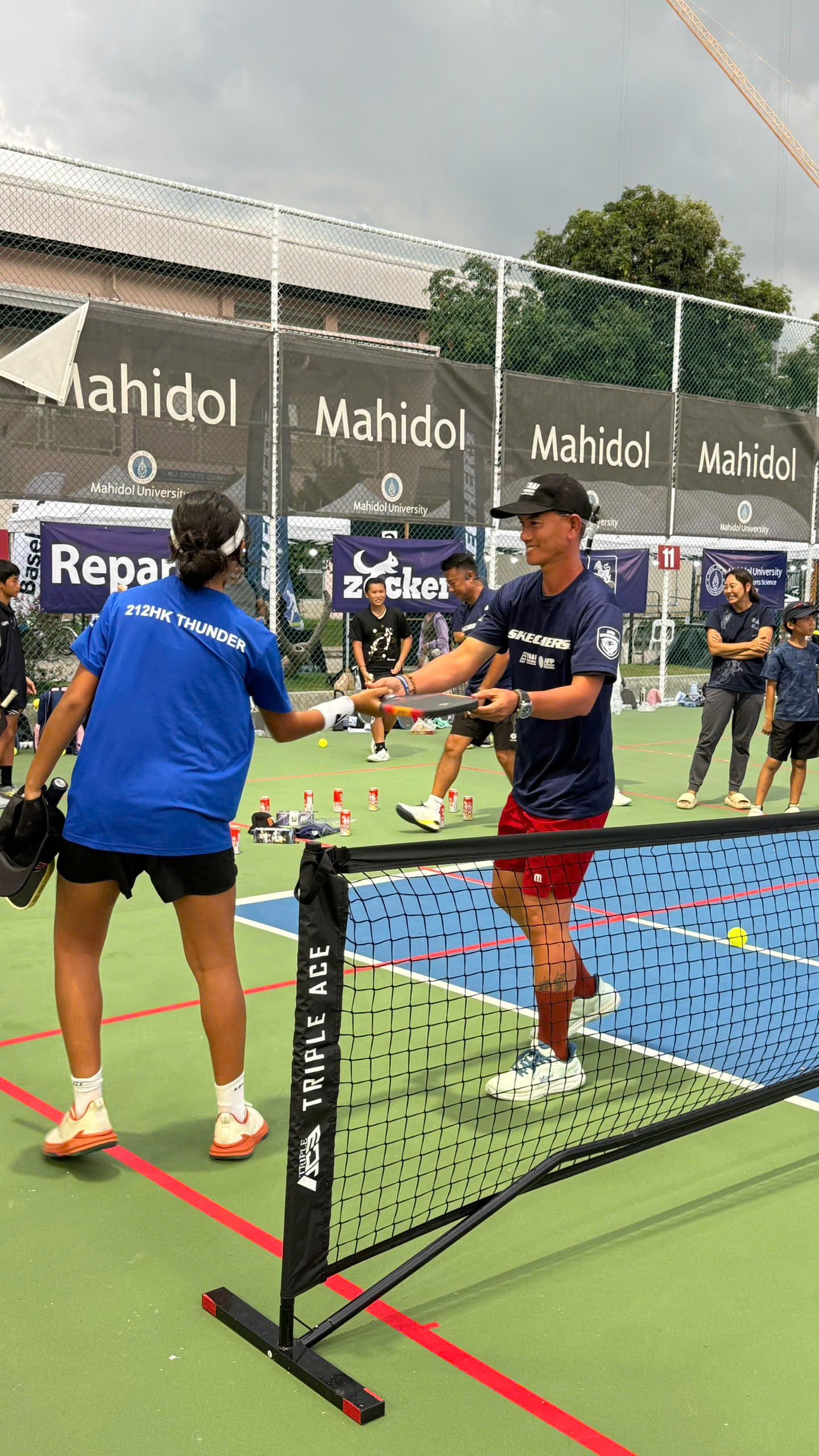 Buổi hướng dẫn pickleball trên sân