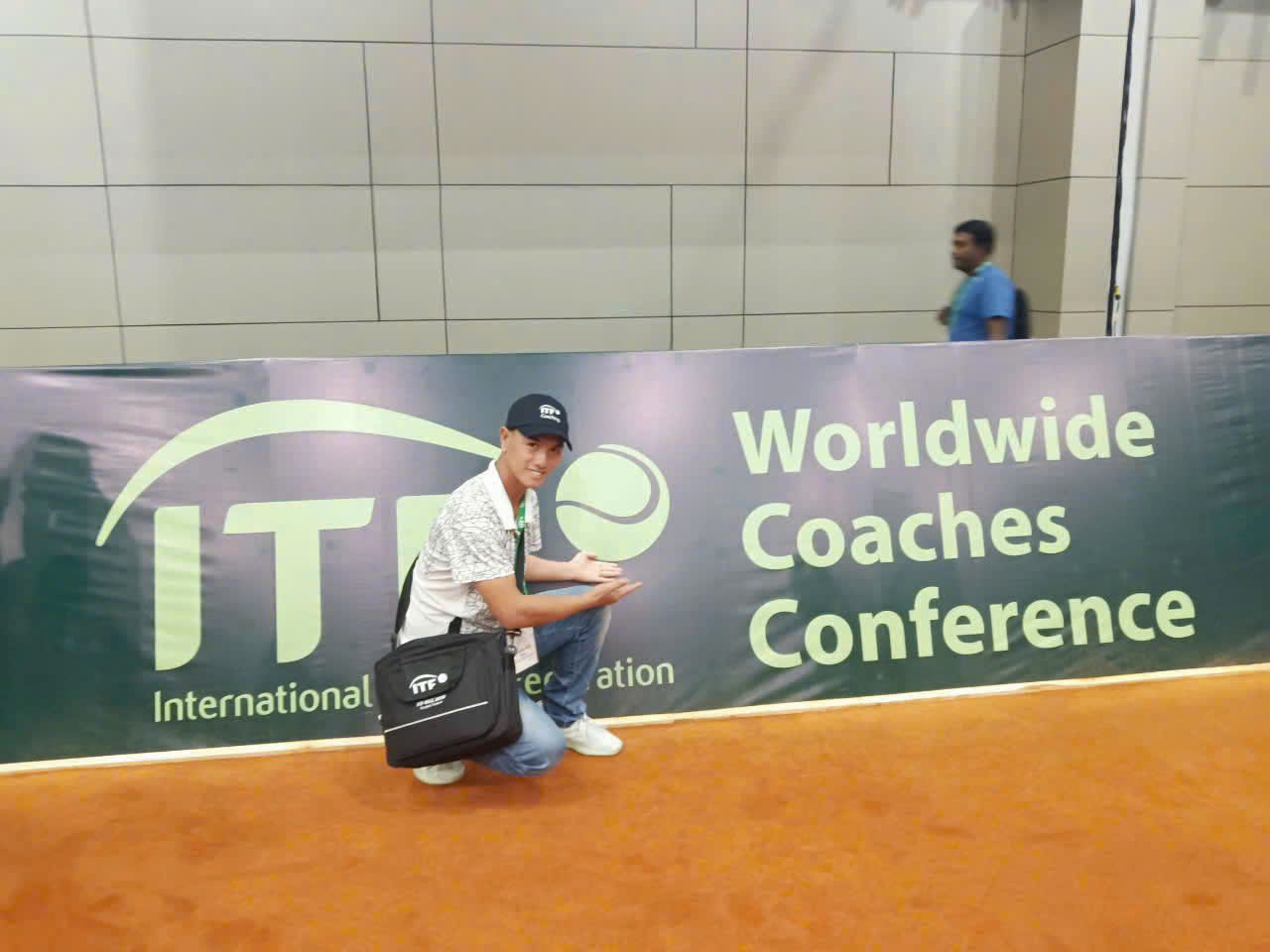 HLV Phan Hoàng Kiệt tại hội nghị huấn luyện viên ITF